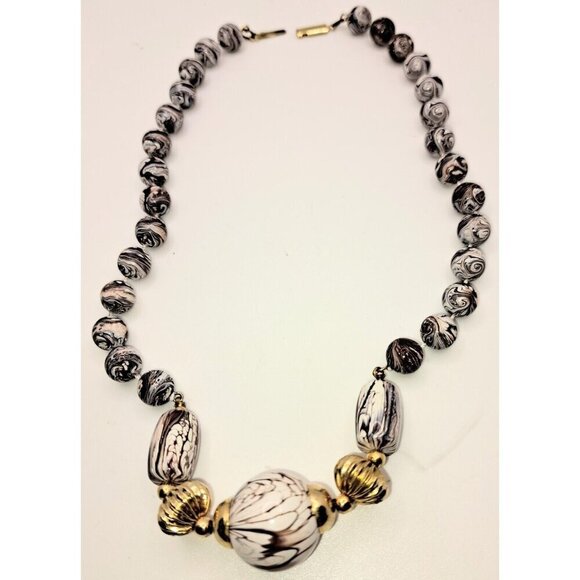 Unbranded Jewelry - Vintage Women's Ladies‎ Brown White Marble Swirl Bead Necklace